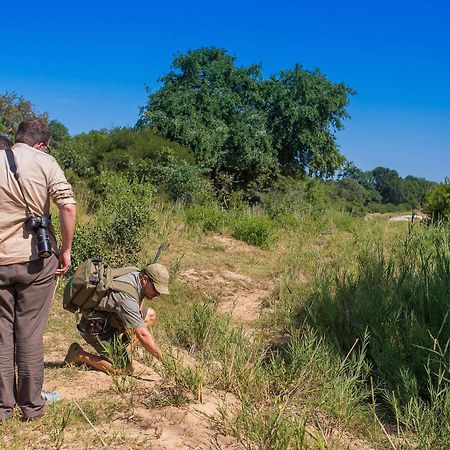Inyati Game Lodge Metsi Esterno foto